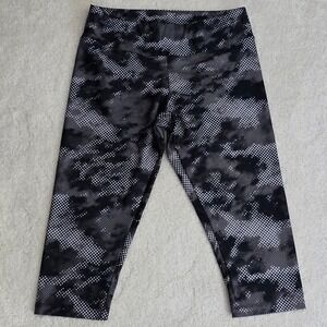 Athletic Performance Leggings Women's Abstract Print Cropped Capris Activewear L